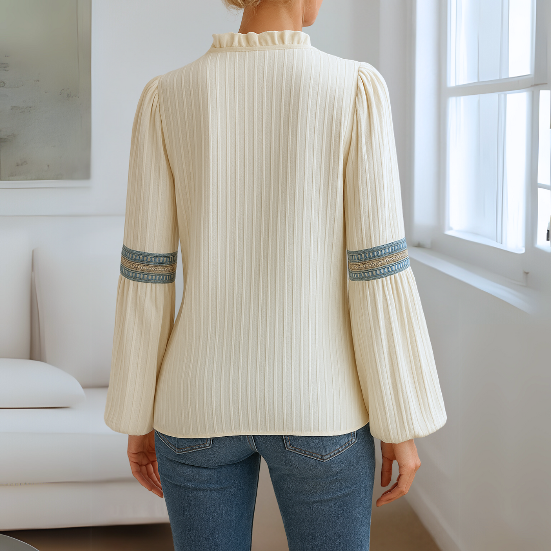 Daisy™ | Bluse med V-hals i blonde