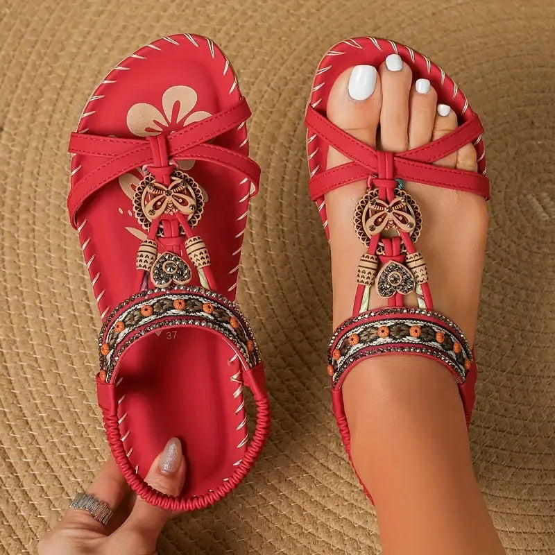 Anny | Elegante sandaler med blomster og sommerfugl i strass