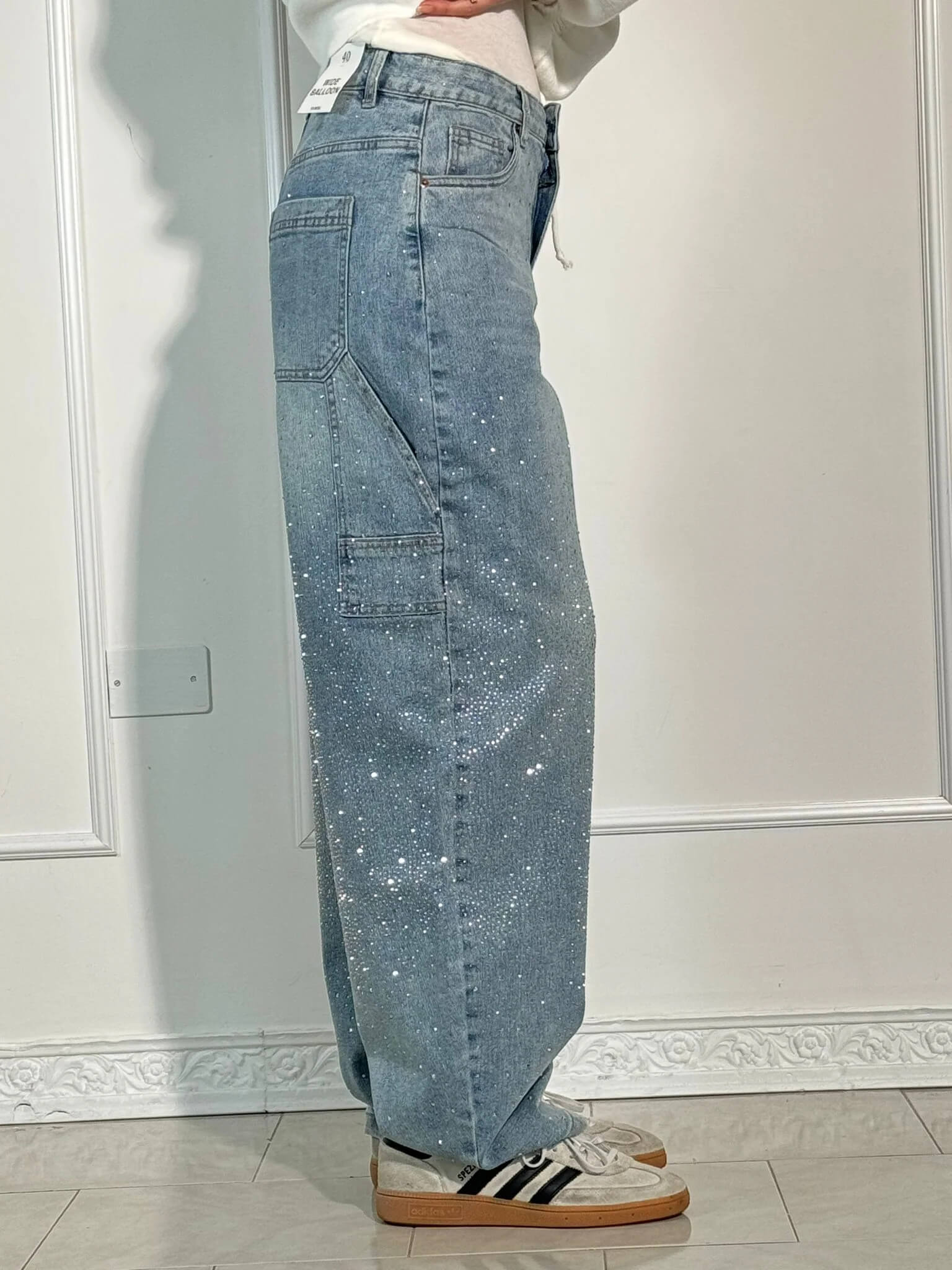 Balloon Jeans med Skinnende Detaljer – Trendy og Komfortable