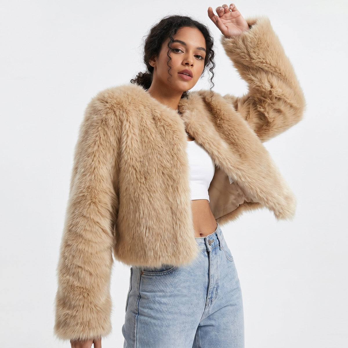 Birthe | Kort jakke med pelslook – billede 6