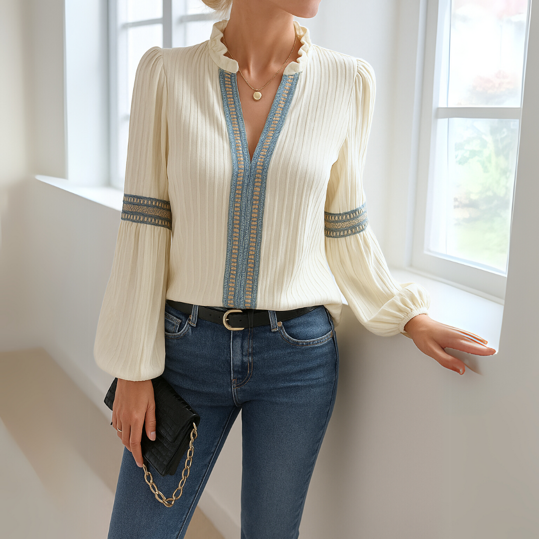 Daisy™ | Bluse med V-hals i blonde