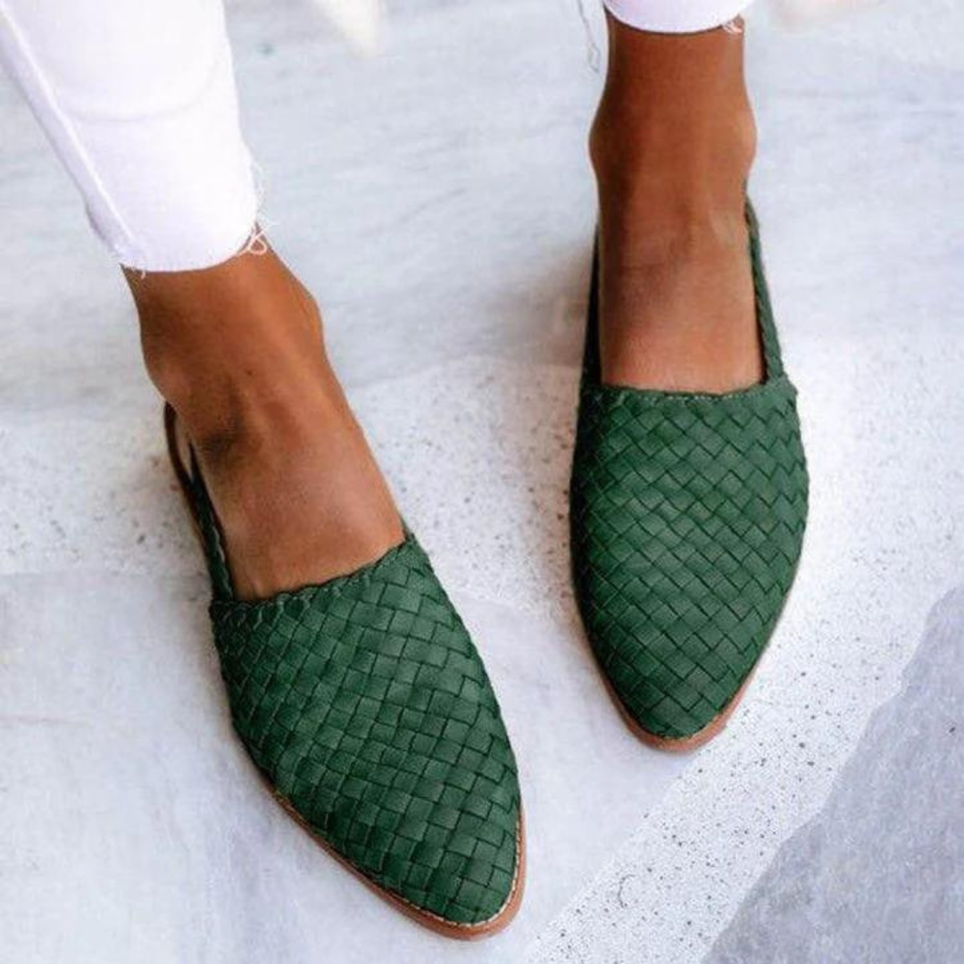Claire | Elegante og Behagelige Håndlavede Flade Sandaler