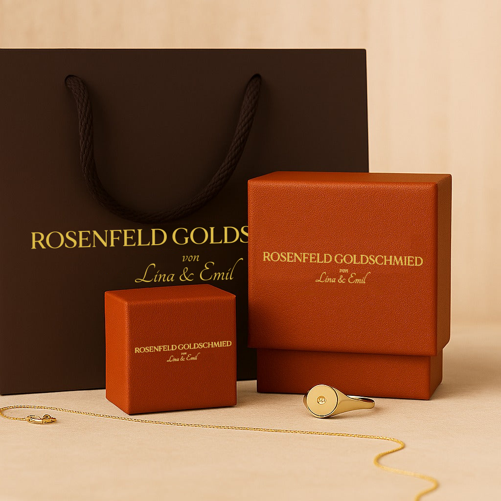 Gylden halskæde med kærlighedsbrev-initialer