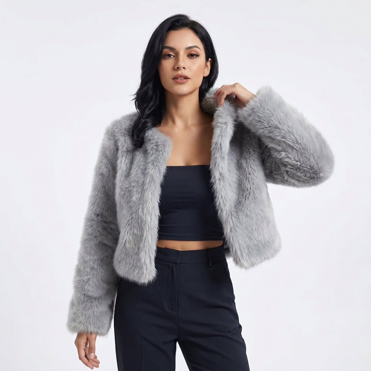 Birthe | Kort jakke med pelslook – billede 1