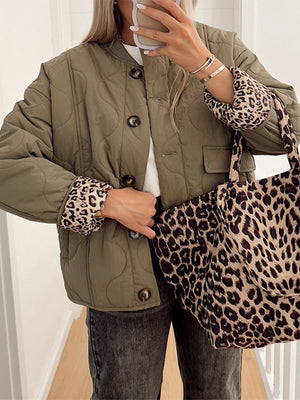 Nika™ | Frakke med Leopardprint For